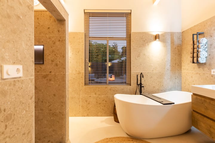 Foto 32 van Burg van der Lelijkade 16