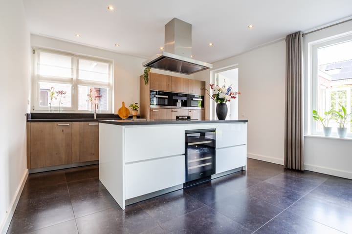 Foto 2 van Dahliastraat 42