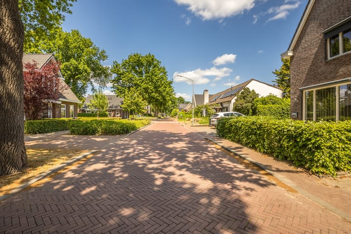 Foto 75 van Dahliastraat 42