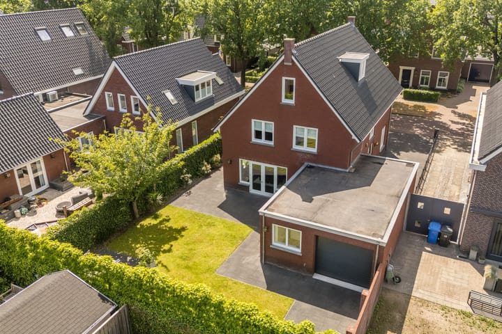 Foto 76 van Dahliastraat 42