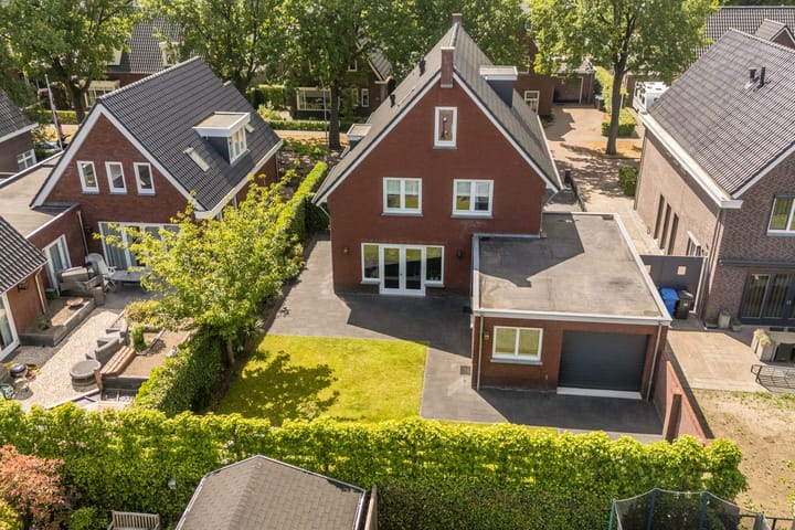 Foto 77 van Dahliastraat 42