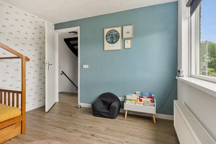 Photo 17 of van Brederodestraat 23