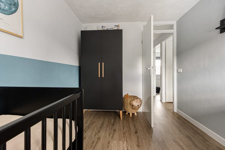 Photo 21 of van Brederodestraat 23