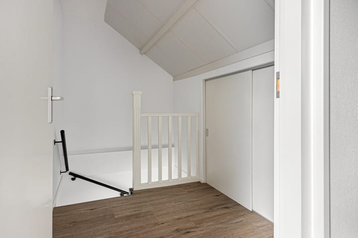 Photo 27 of van Brederodestraat 23