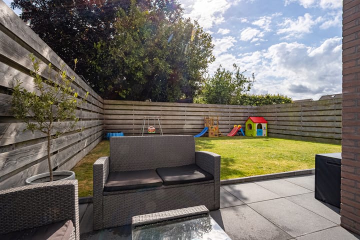 Photo 33 of van Brederodestraat 23