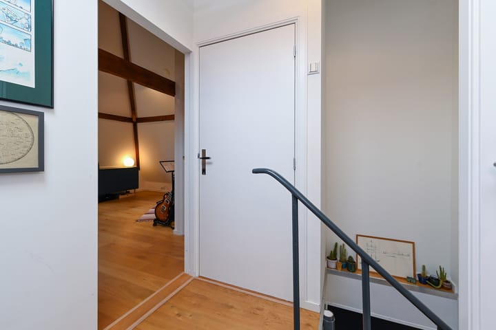 Foto 22 van Van Diemenstraat 219