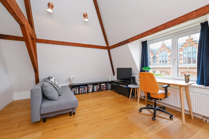 Foto 27 van Van Diemenstraat 219