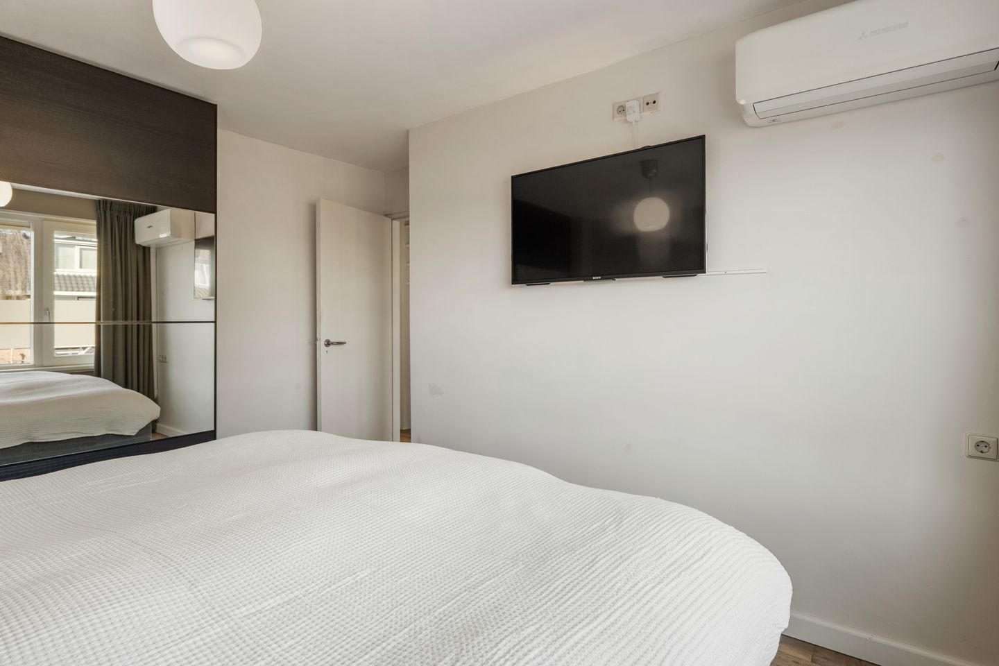 Foto 35 van Utenhamstraat 5