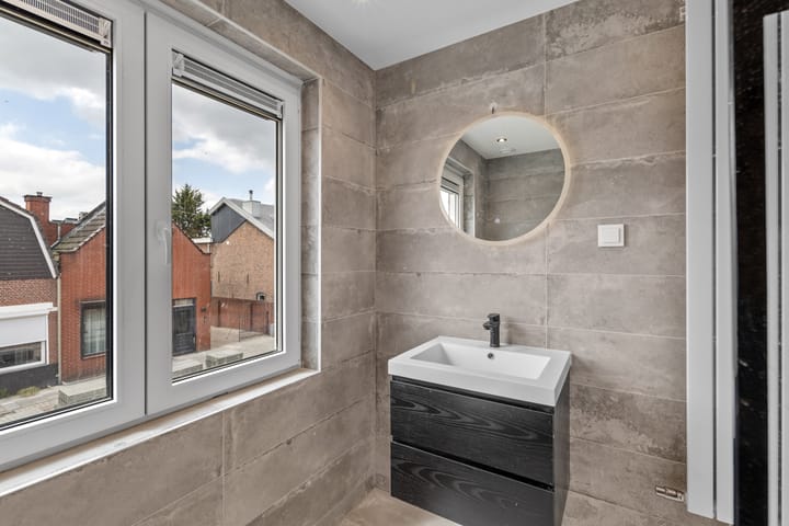 Foto 28 van Burgerhoutsestraat 135-A