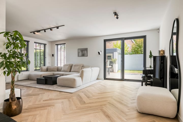 Foto 11 van Spoordonkseweg 2