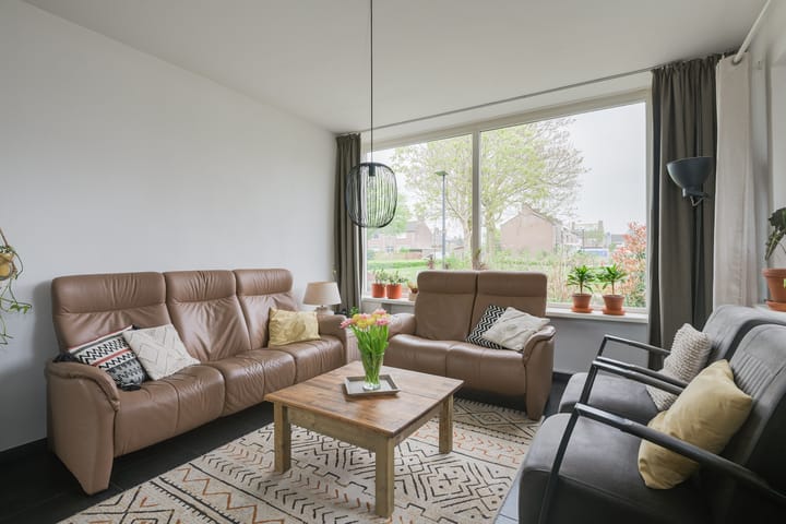 Foto 9 van Joost van den Vondelstraat 81