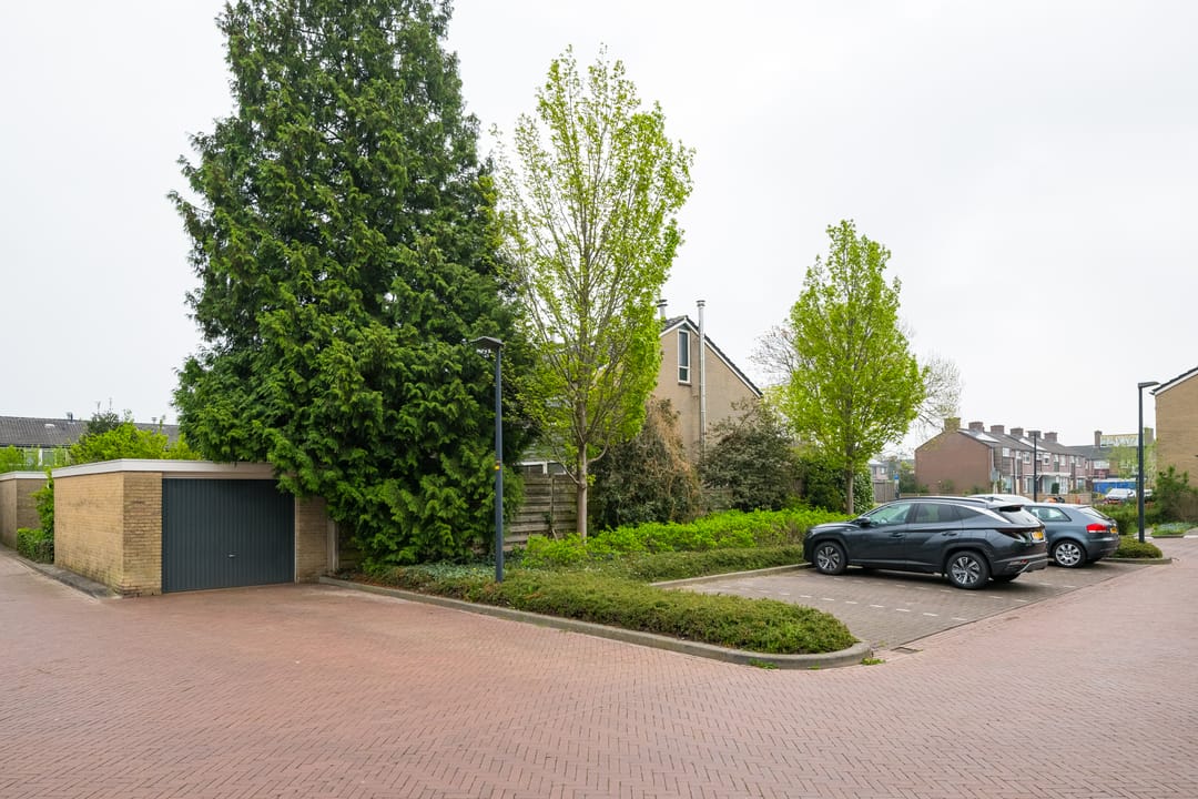 Foto 37 van Joost van den Vondelstraat 81