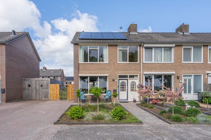 Foto 1 van Kanaalweg 44