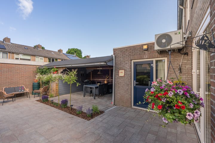 Foto 43 van Kanaalweg 44