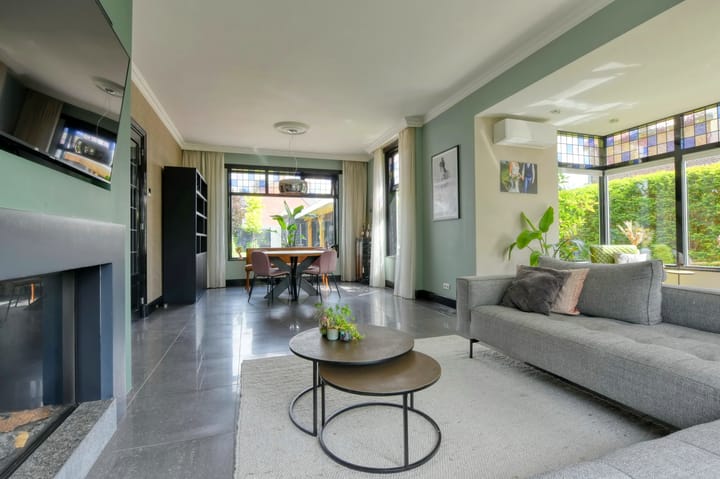 Photo 15 of Stationsweg West 133