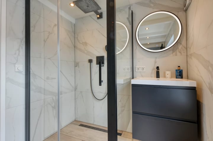 Photo 24 of Stationsweg West 133