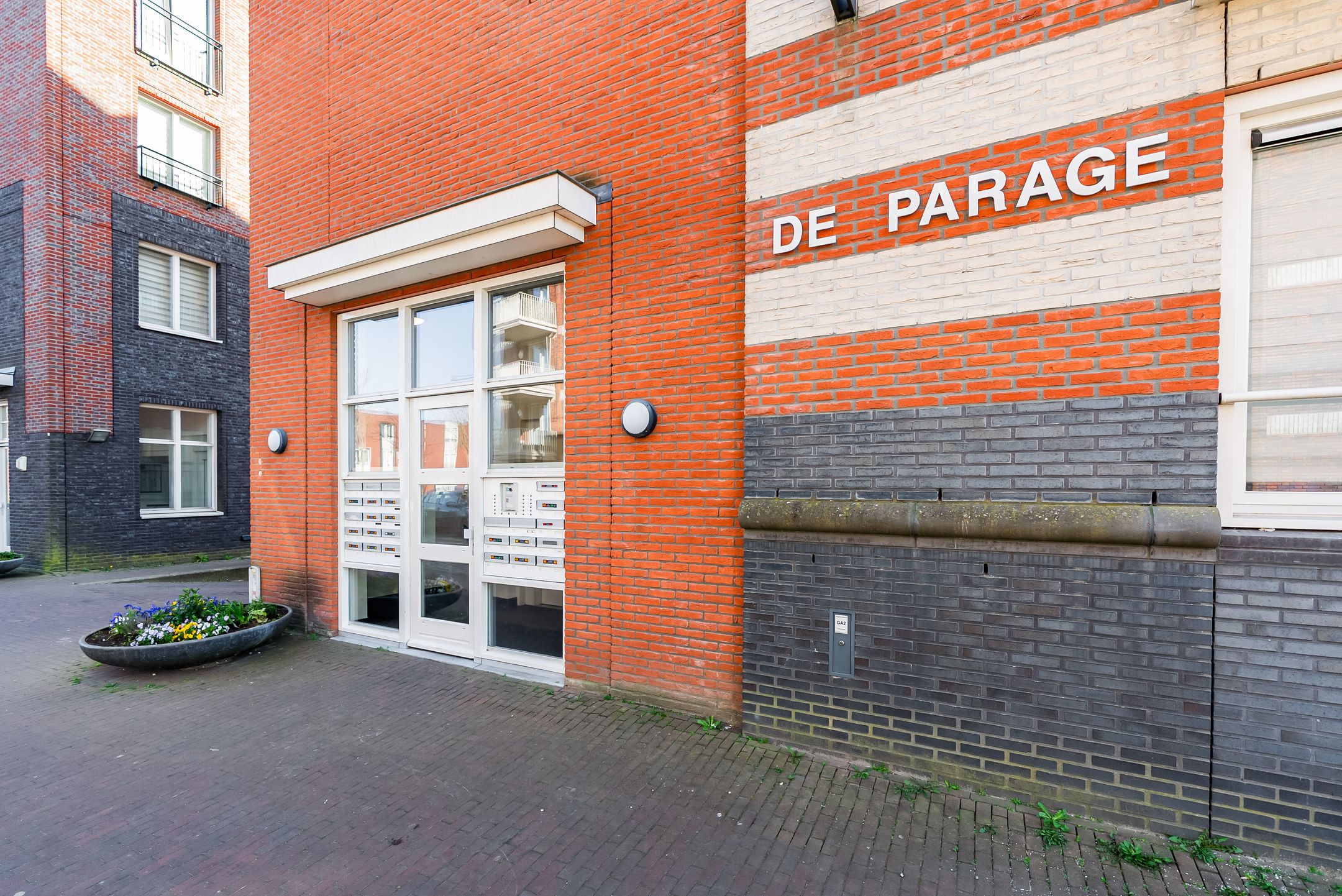 Foto 3 van Frontonstraat 89