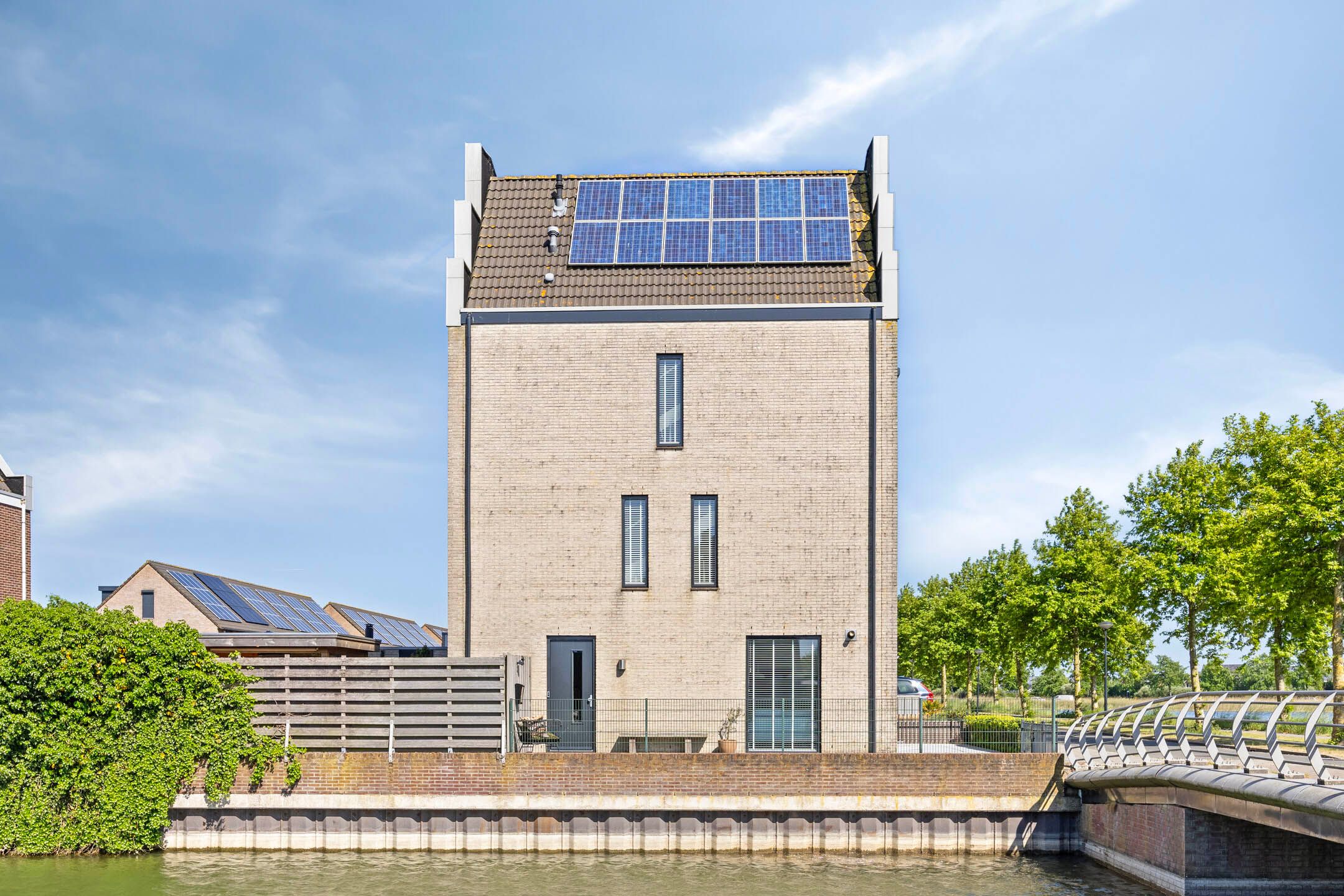 Foto 12 van Zuiderlicht 135