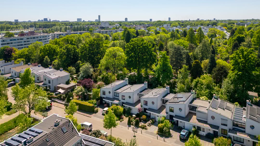 Photo 37 of R.A. Kartinistraat 18