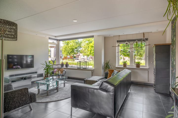 Foto 12 van Pieter Brueghellaan 11