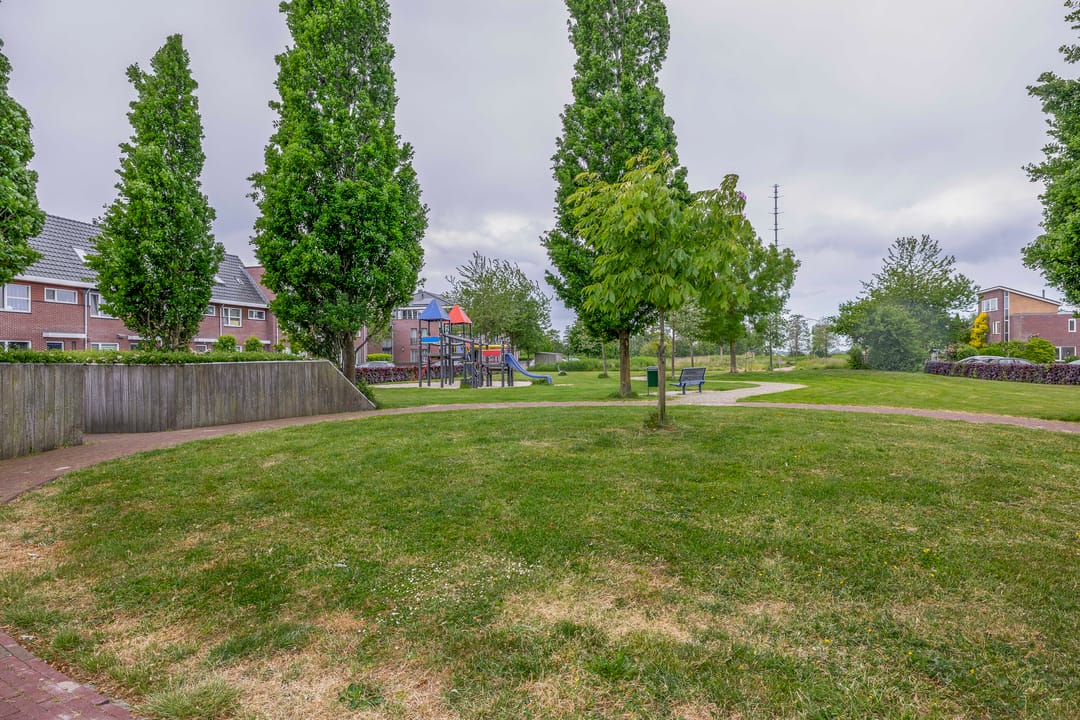 Foto 31 van Pieter Brueghellaan 11