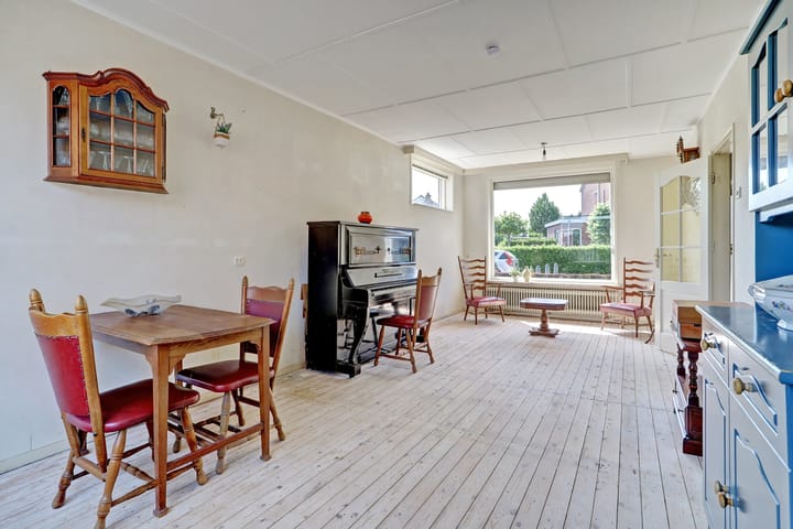 Foto 12 van Titus Brandsmastraat 18