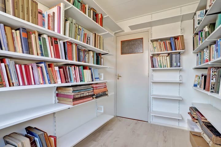 Foto 25 van Titus Brandsmastraat 18