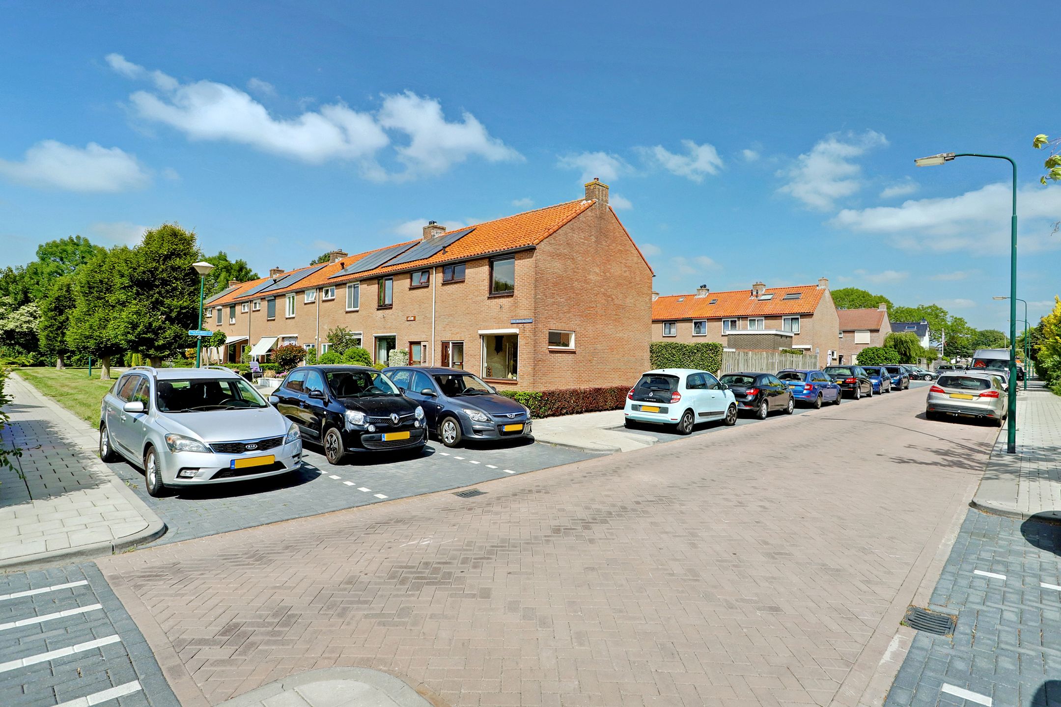 Photo 39 of Titus Brandsmastraat 18