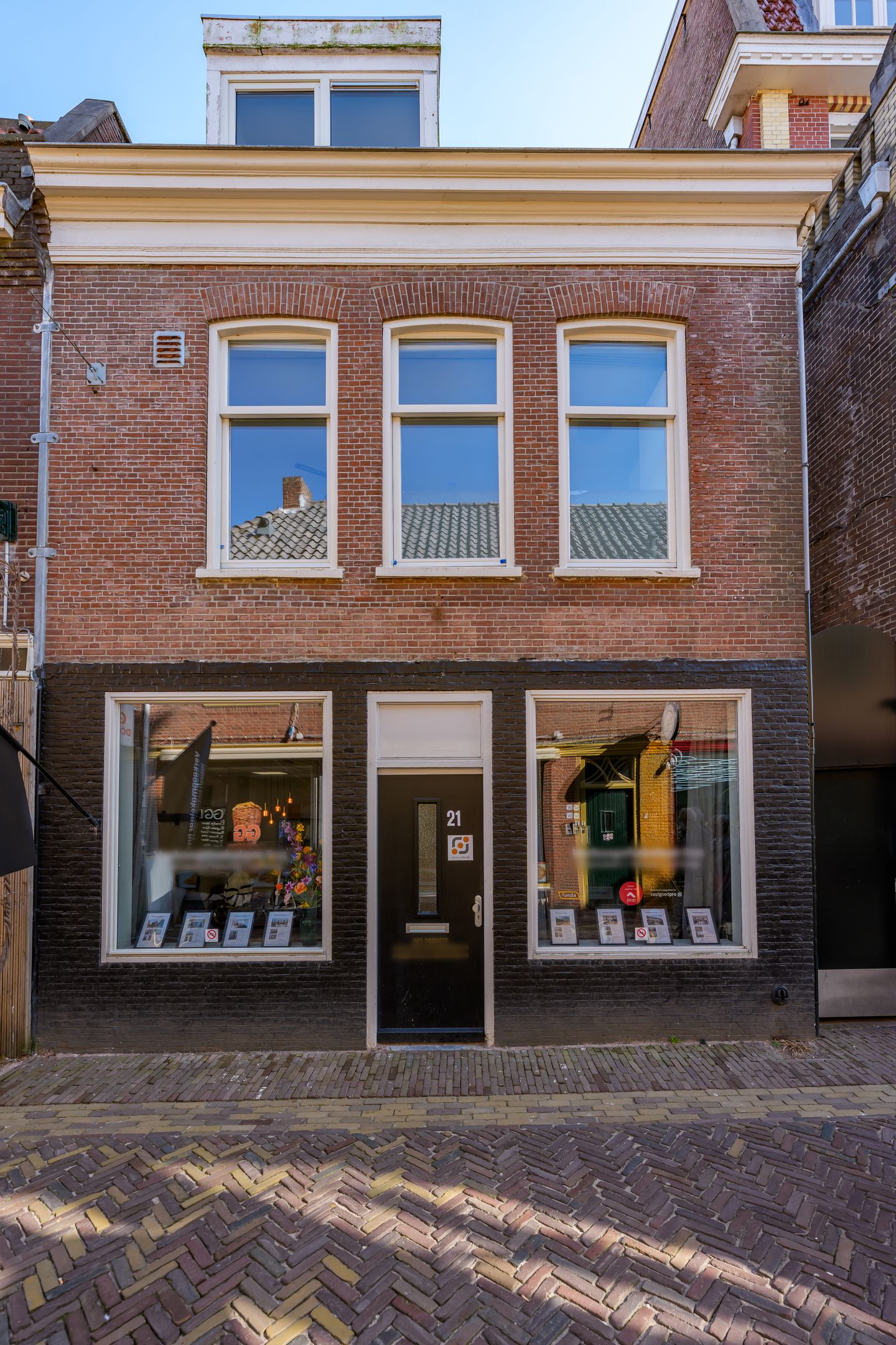 Bekijk foto 3 van Achterstraat 21