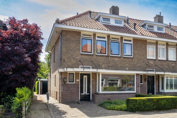 Foto 1 van Kanaalweg 11