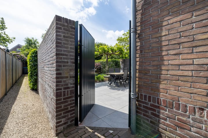 Foto 35 van Kanaalweg 11