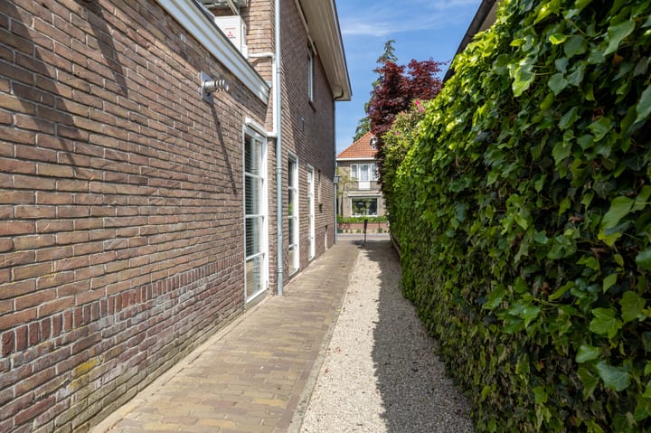 Foto 36 van Kanaalweg 11