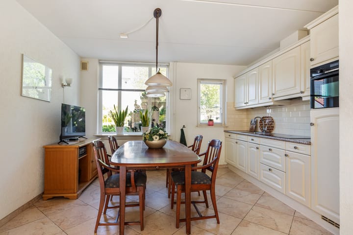 Foto 11 van Parnonlaan 10