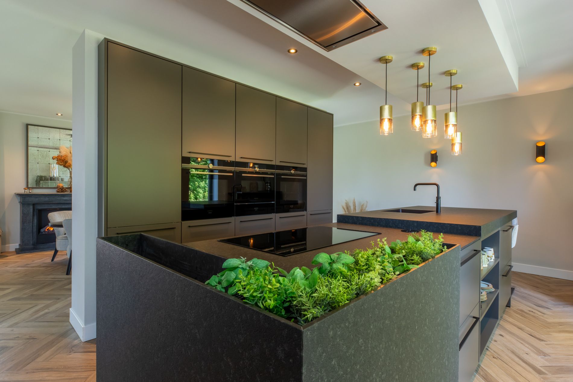 Foto 12 van Vrijburgstraat 57-C