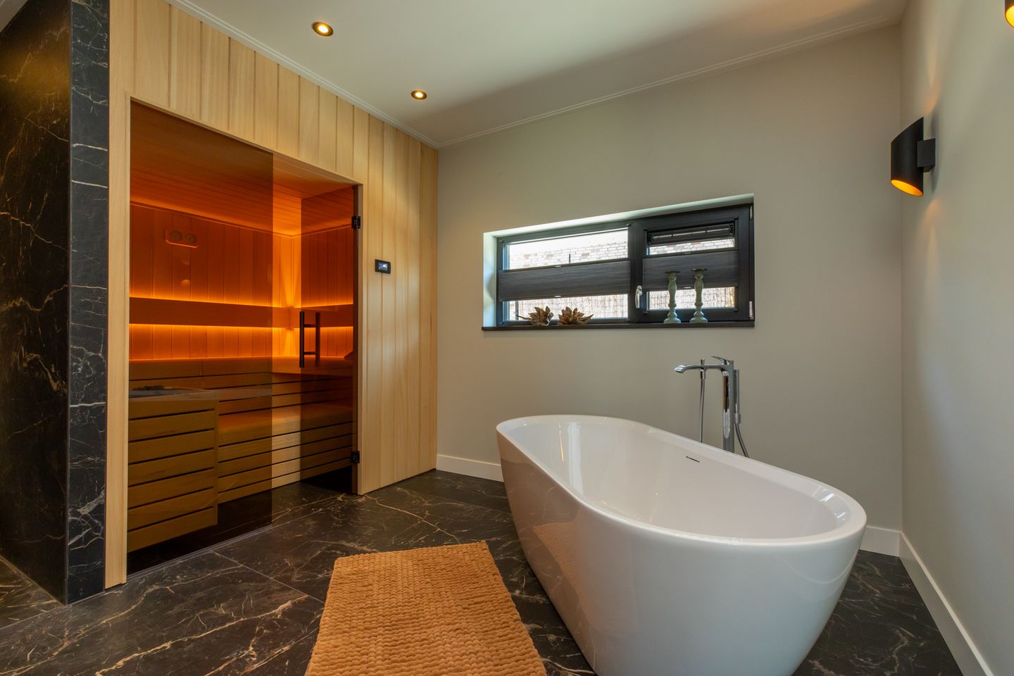 Foto 25 van Vrijburgstraat 57-C