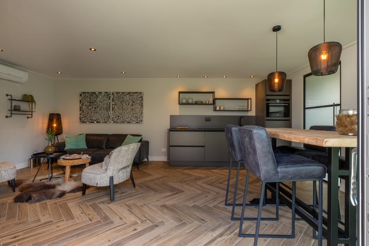 Foto 56 van Vrijburgstraat 57-C