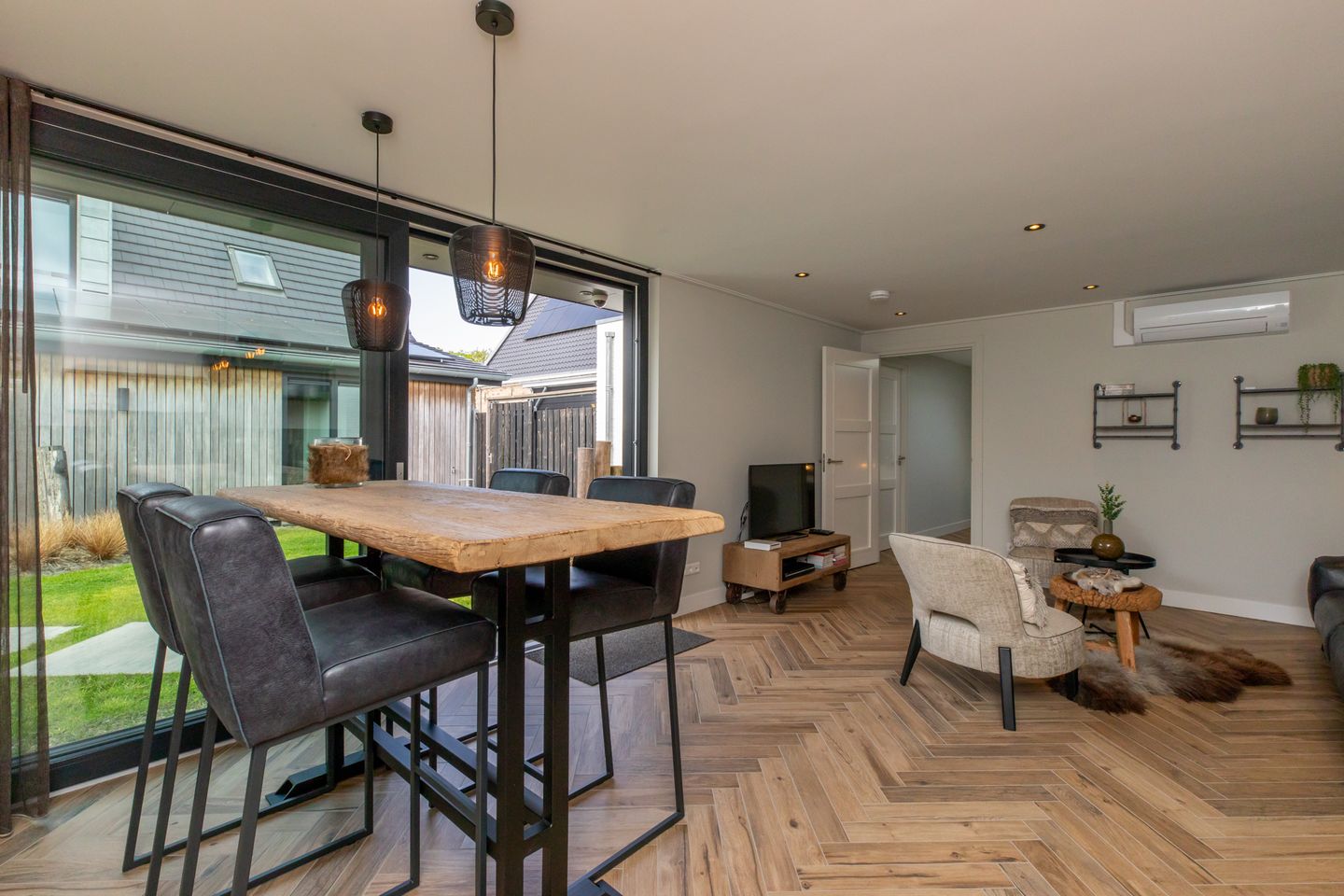 Foto 59 van Vrijburgstraat 57-C