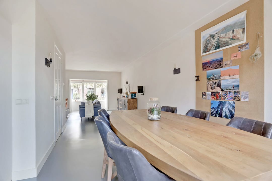 Photo 8 of Clarastraat 25