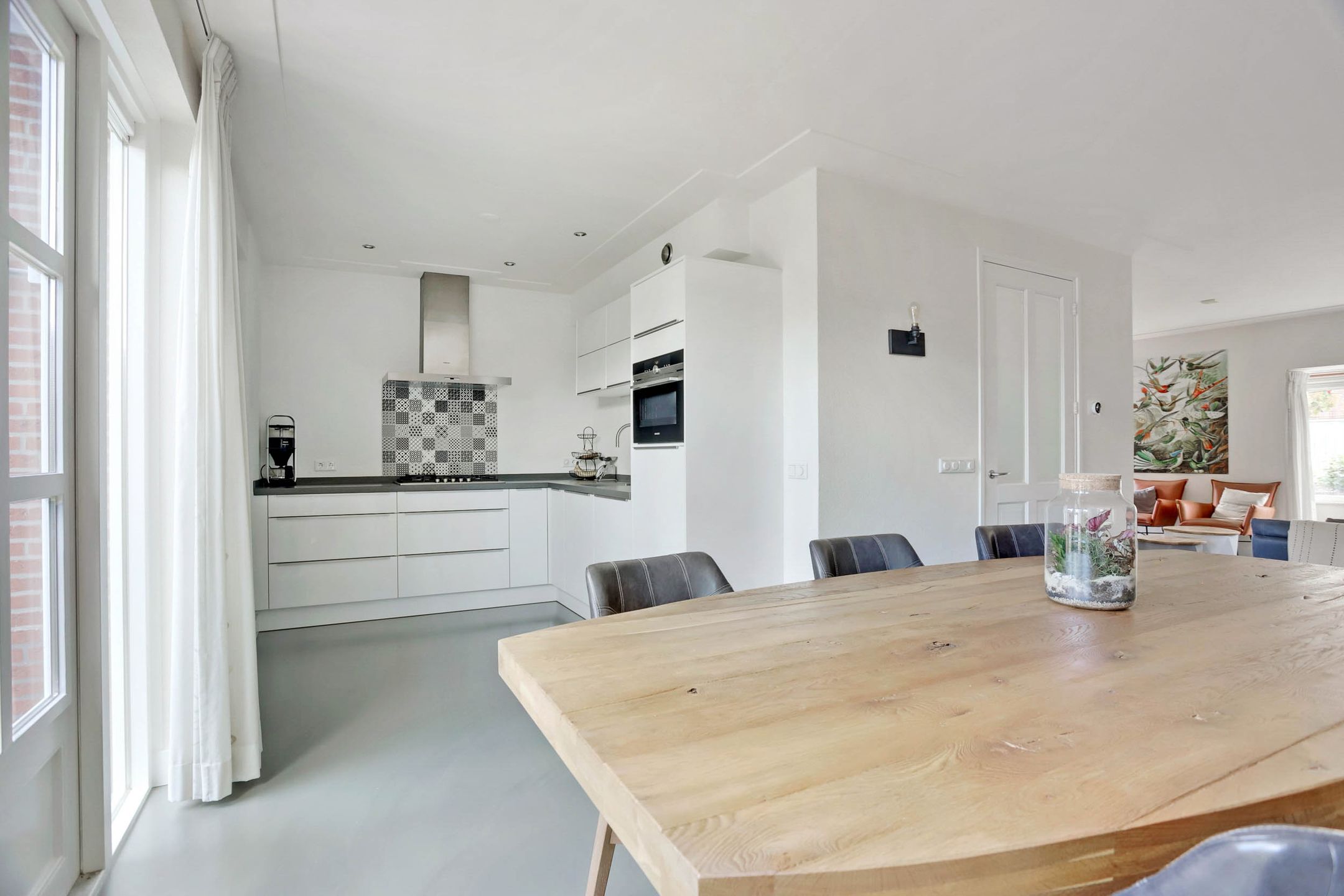 Photo 9 of Clarastraat 25