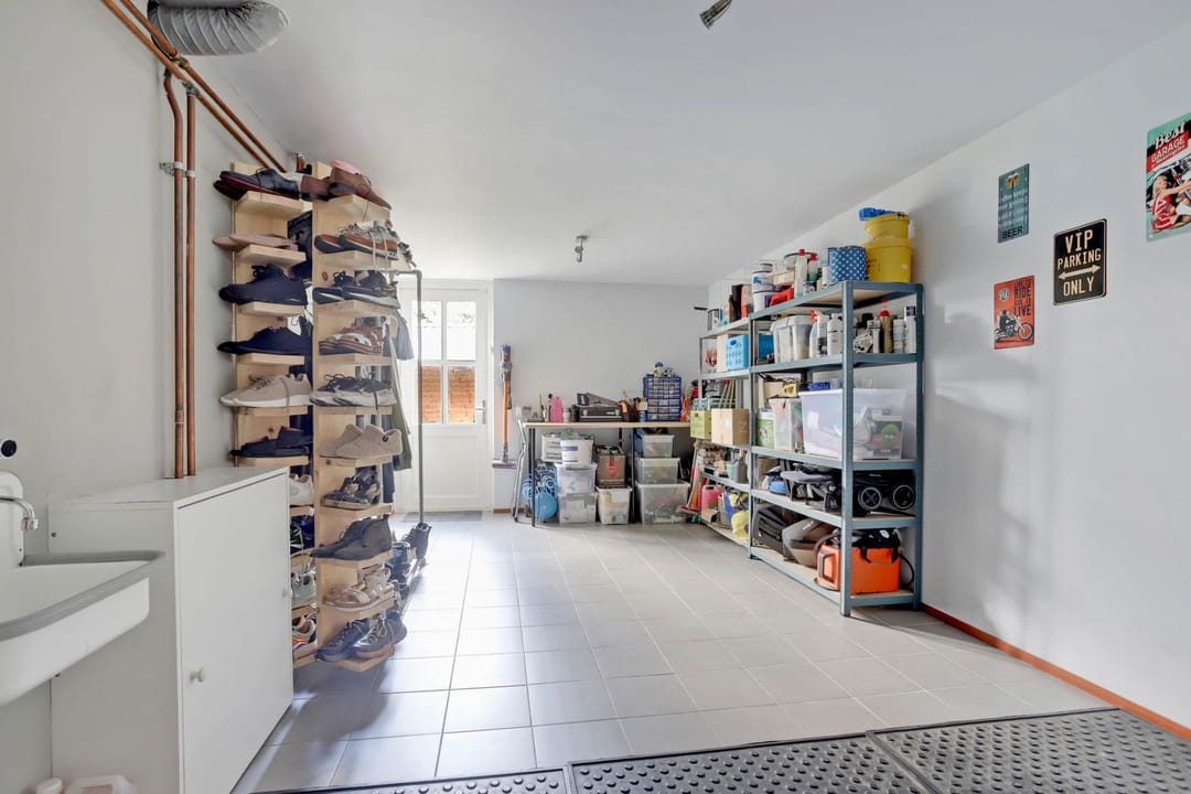 Photo 16 of Clarastraat 25