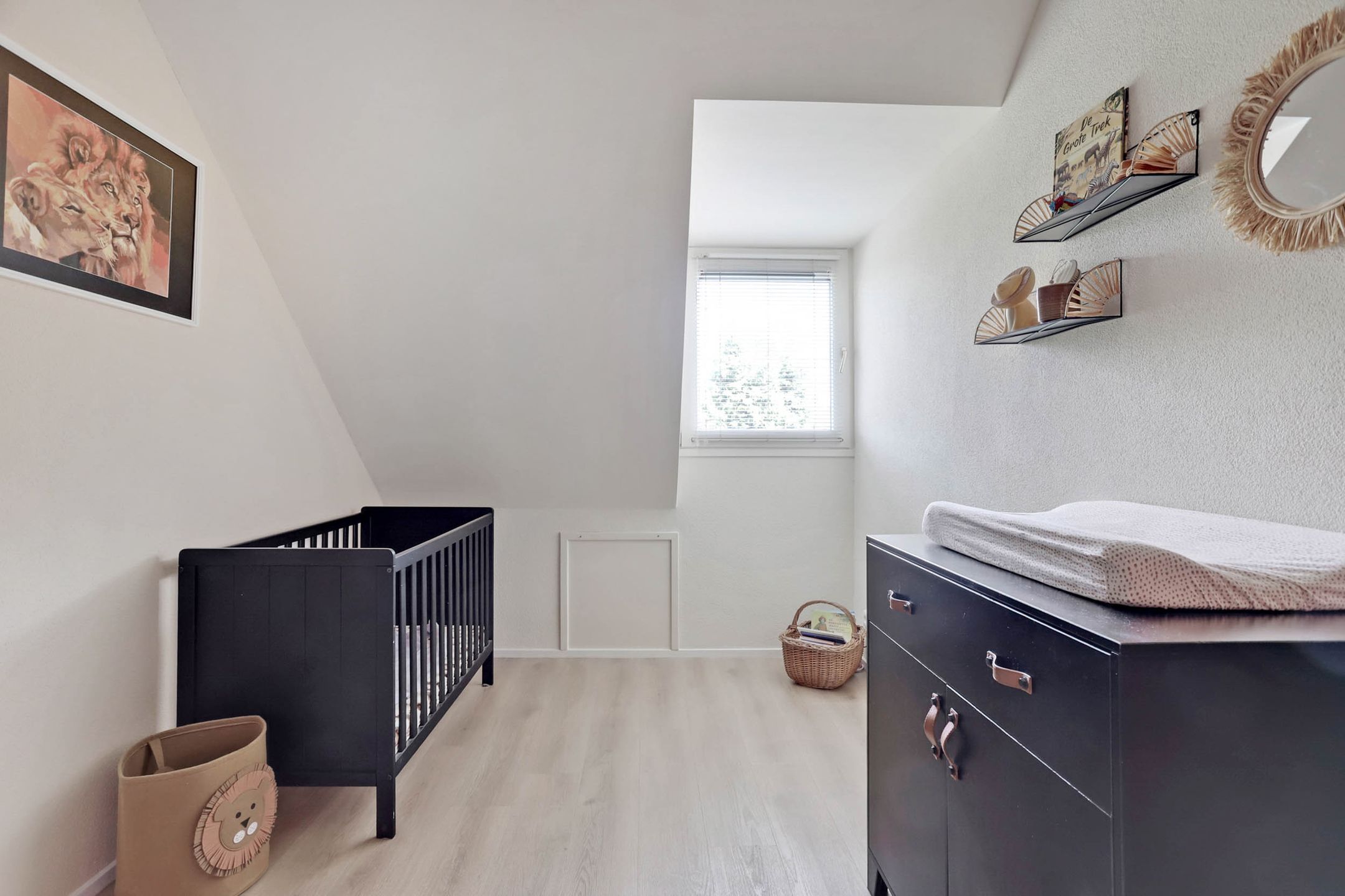 Photo 24 of Clarastraat 25