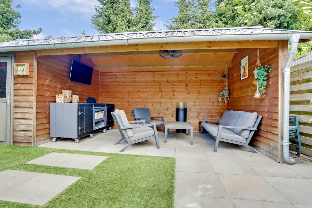 Photo 37 of Clarastraat 25