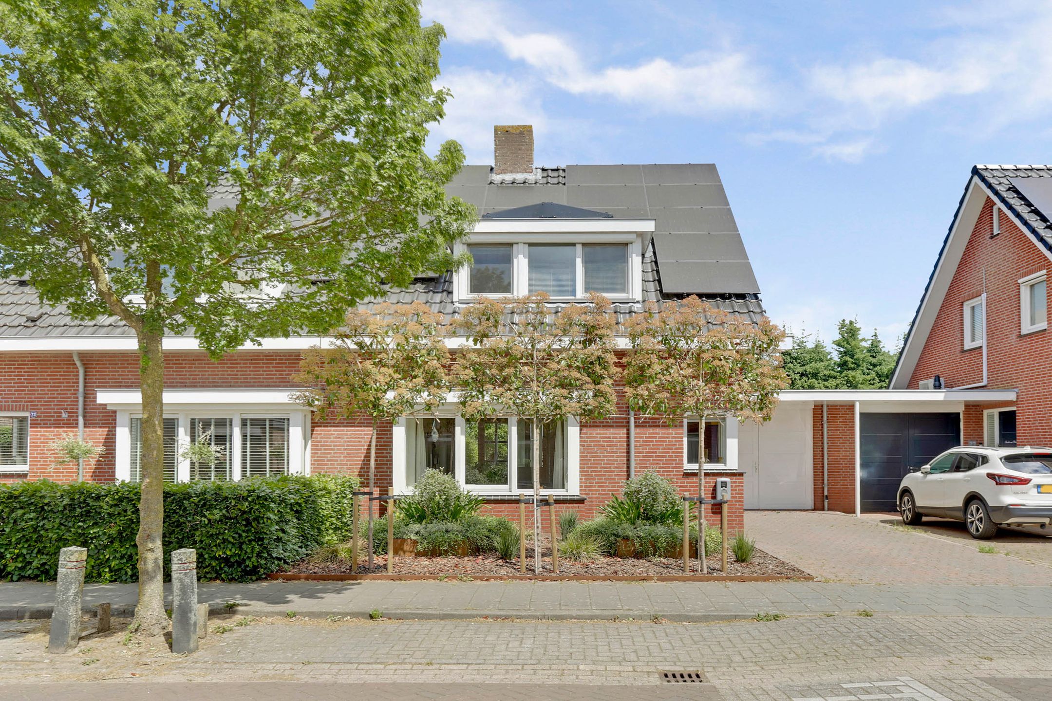 Photo 42 of Clarastraat 25