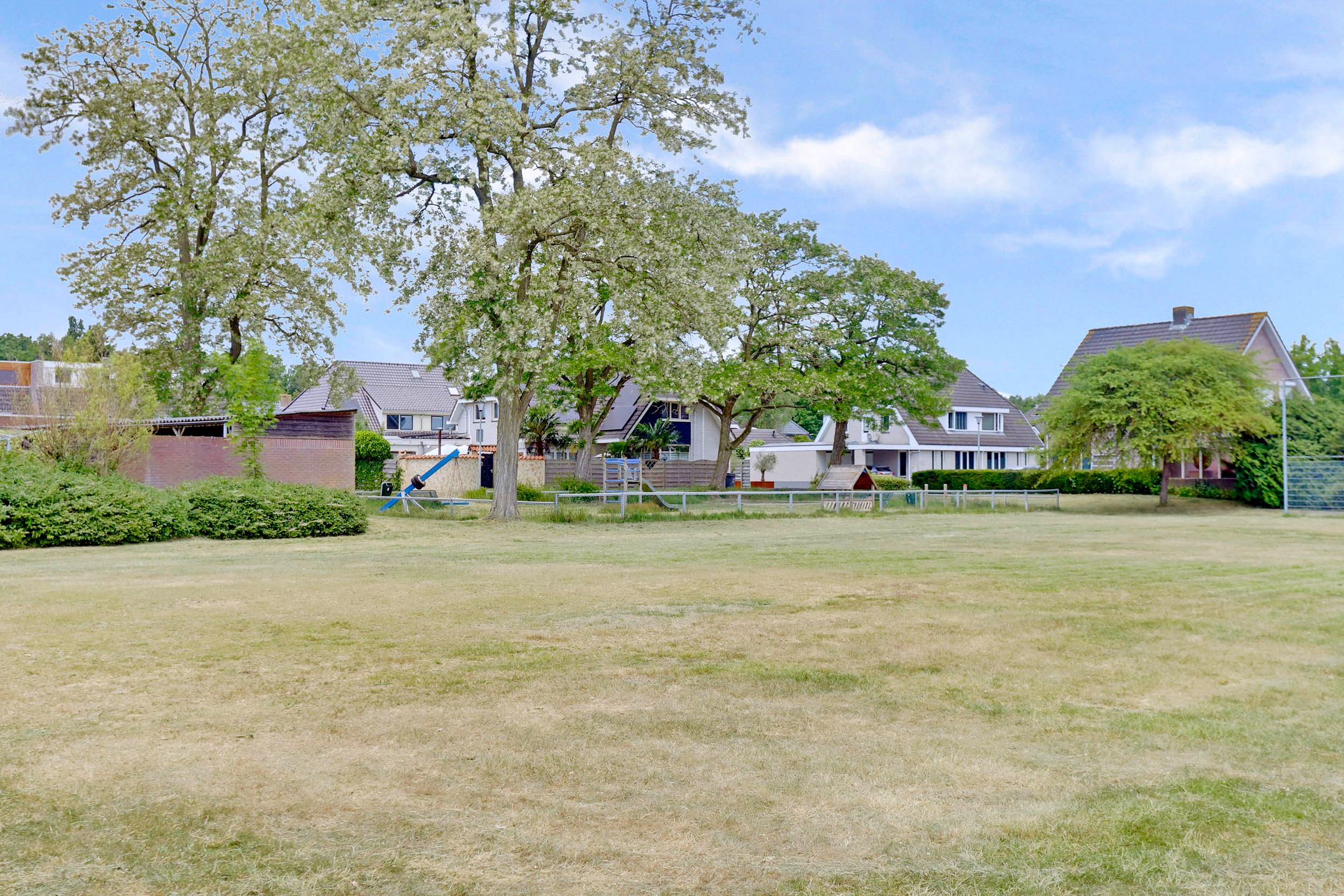 Photo 45 of Clarastraat 25