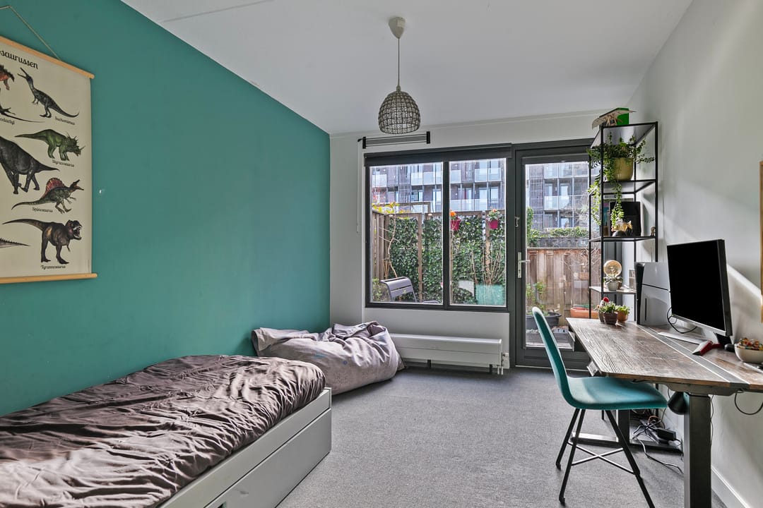 Photo 13 of Zeeuwsestraat 28