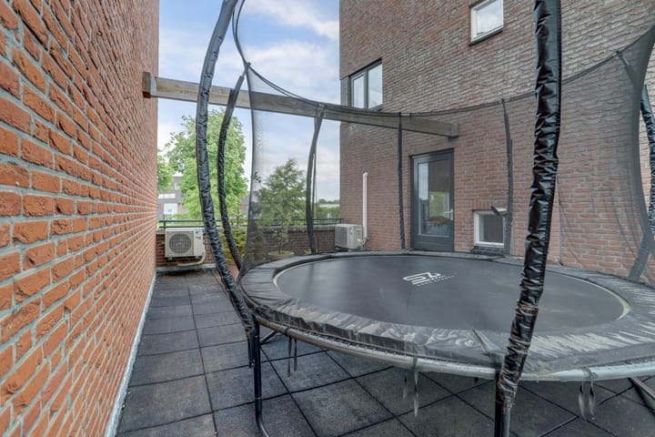 Foto 32 van Leopold Sondagstraat 6