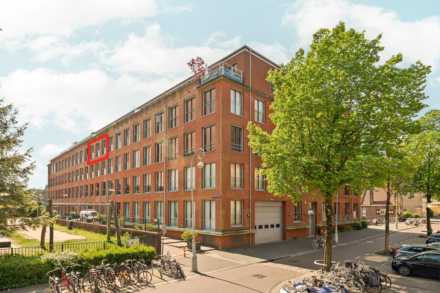 Foto 19 van Jacob Burggraafstraat 208