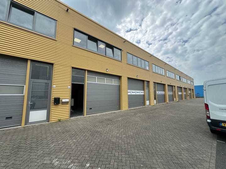 Röntgenweg 14-D, Alphen aan den Rijn