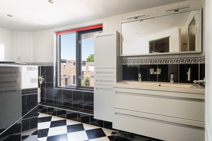 Photo 32 of Parelgras 124