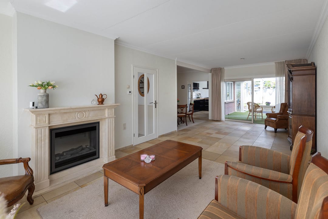 Foto 2 van van Dieststraat 21